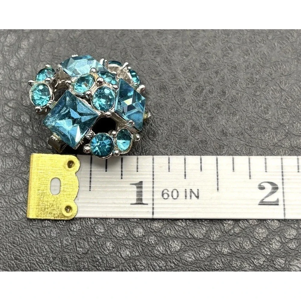 Vintage Beautiful Blue Rhinestone Cluster Silver Tone Clip On Earrings